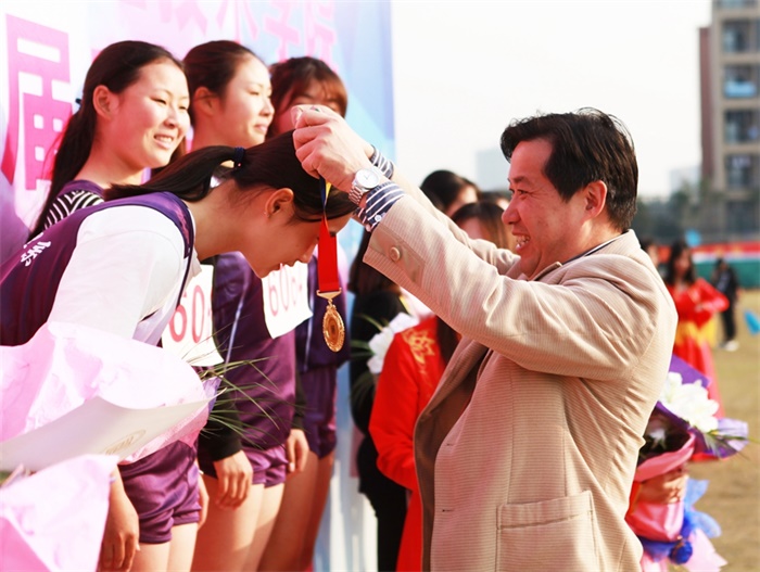 S16.jpg S16.jpg