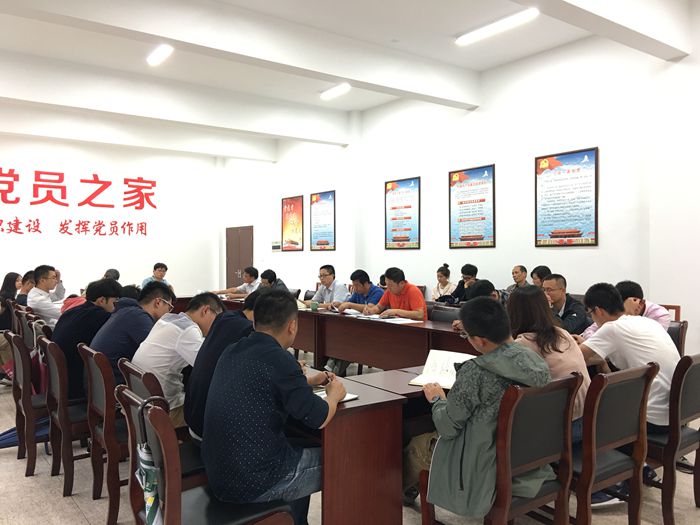 正文图片3-700.jpg 正文图片3-700.jpg