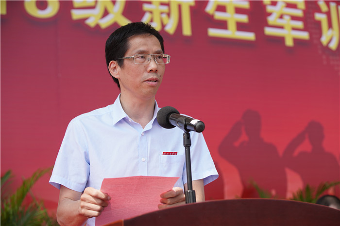 周纯江.jpg 周纯江.jpg