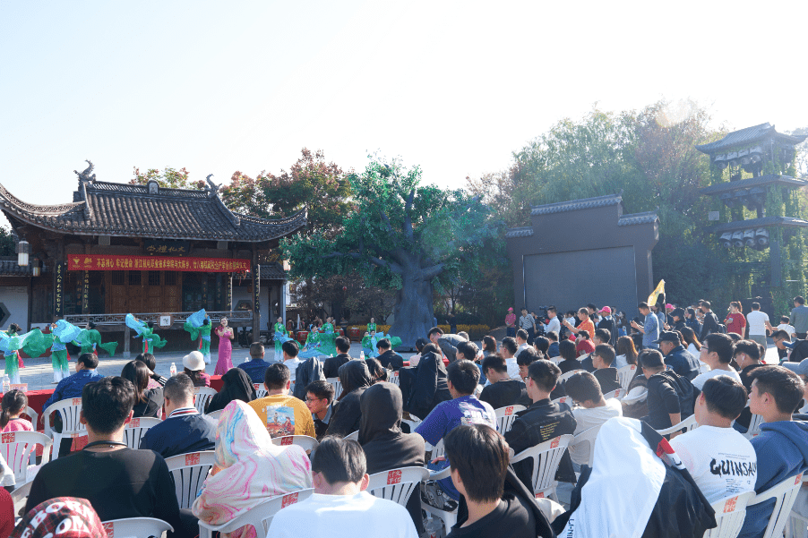 QQ截图20191117223458.png QQ截图20191117223458.png