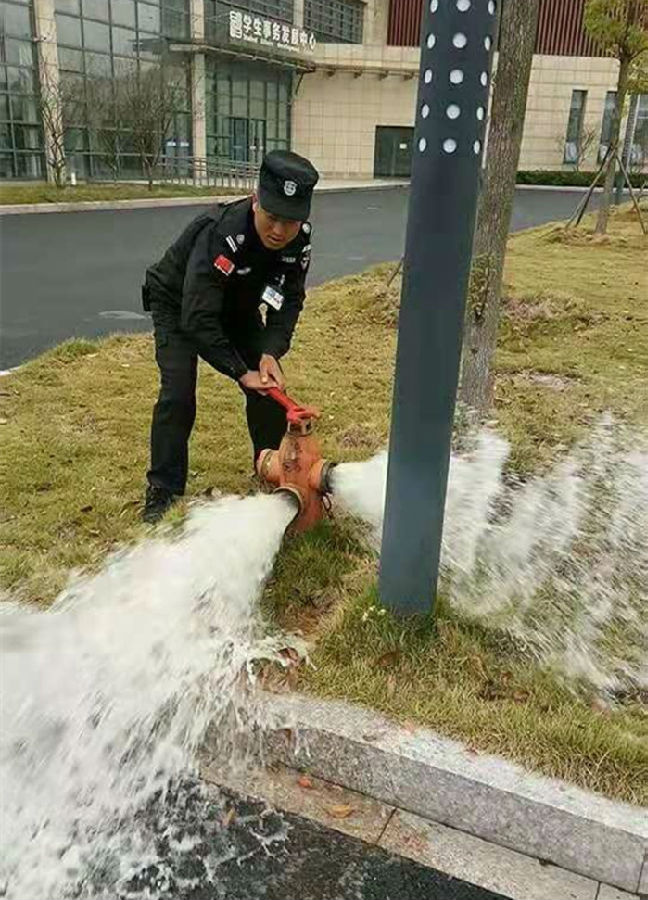 2_副本.jpg